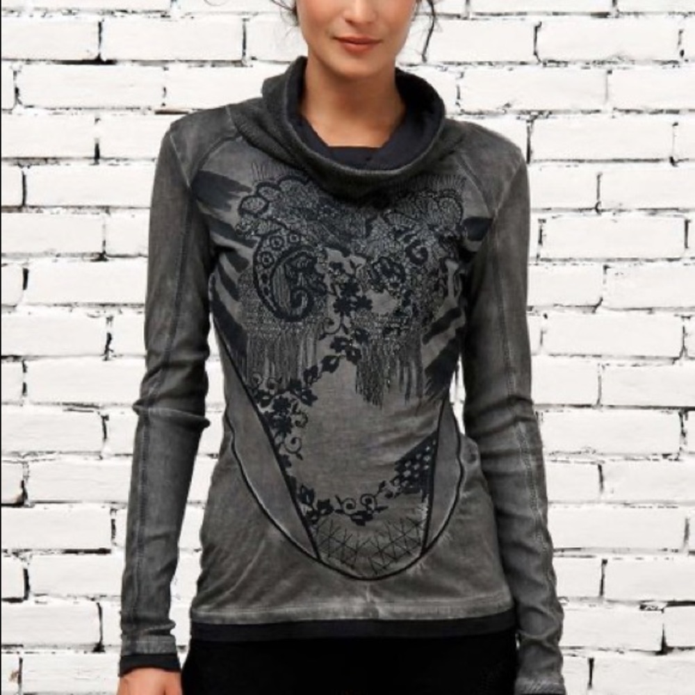 ANVRDIE Super Cute Smoky Gray Unique Abstract Top